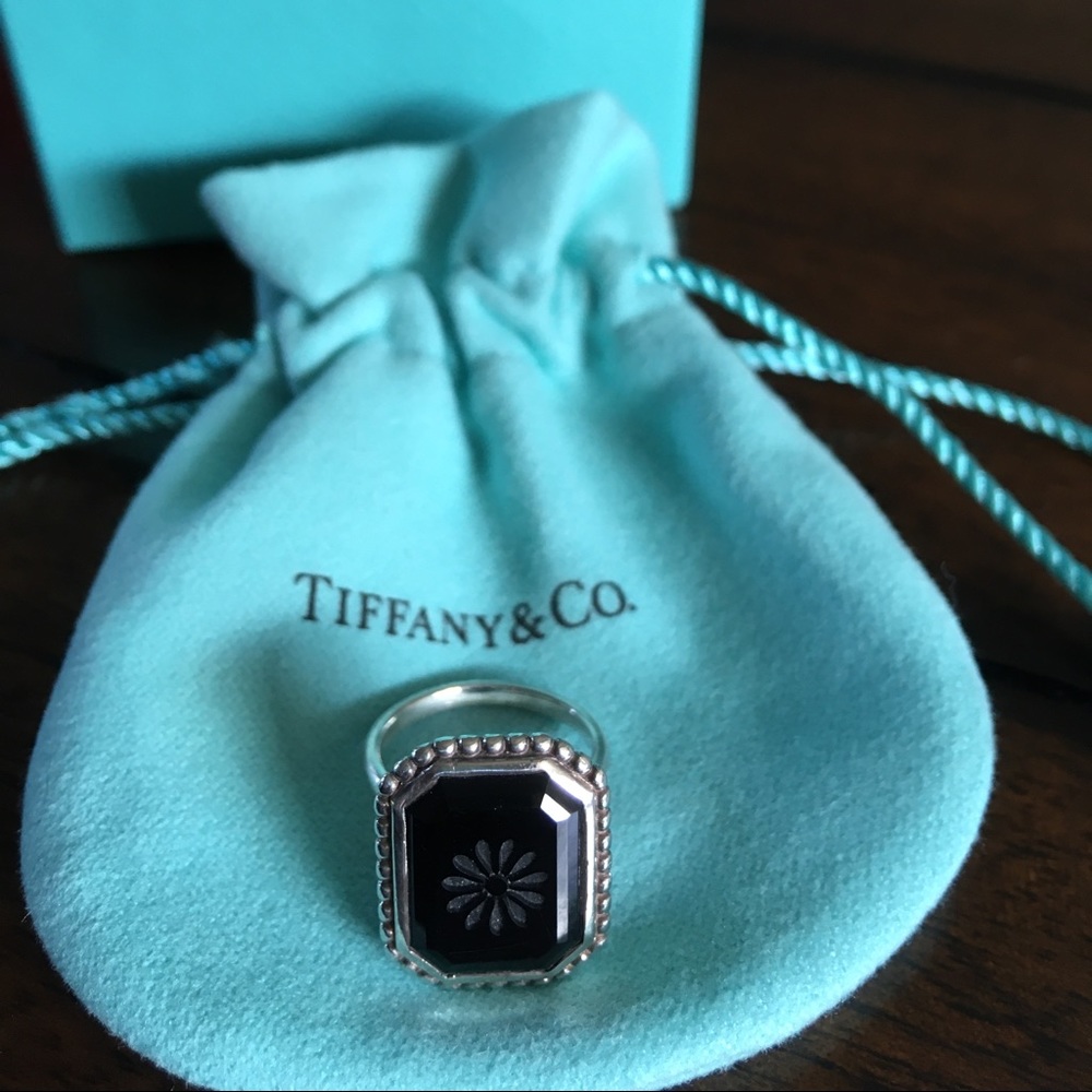 Tiffany Onyx Daisy ring, size 5.5